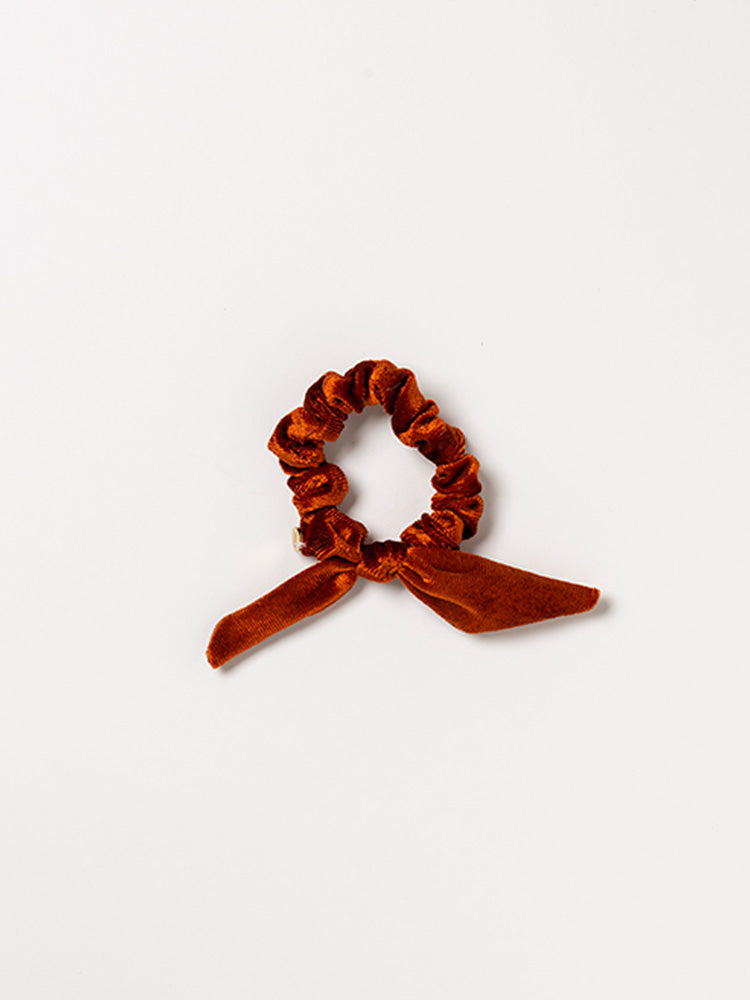 【SARARTH + TRESSE】GOLD Vegan pearl bracelet & MIA ruban chouchou in Terracotta