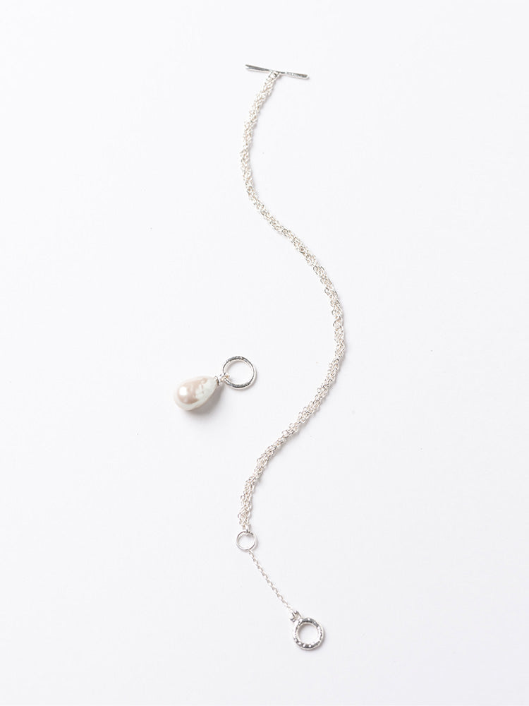 【SARARTH + TRESSE】SILVER Vegan pearl bracelet & MIA ruban chouchou in Terracotta