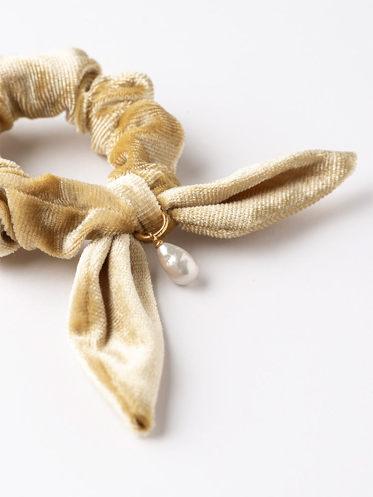 【SARARTH + TRESSE】GOLD Vegan pearl bracelet & MIA ruban chouchou in Mustard