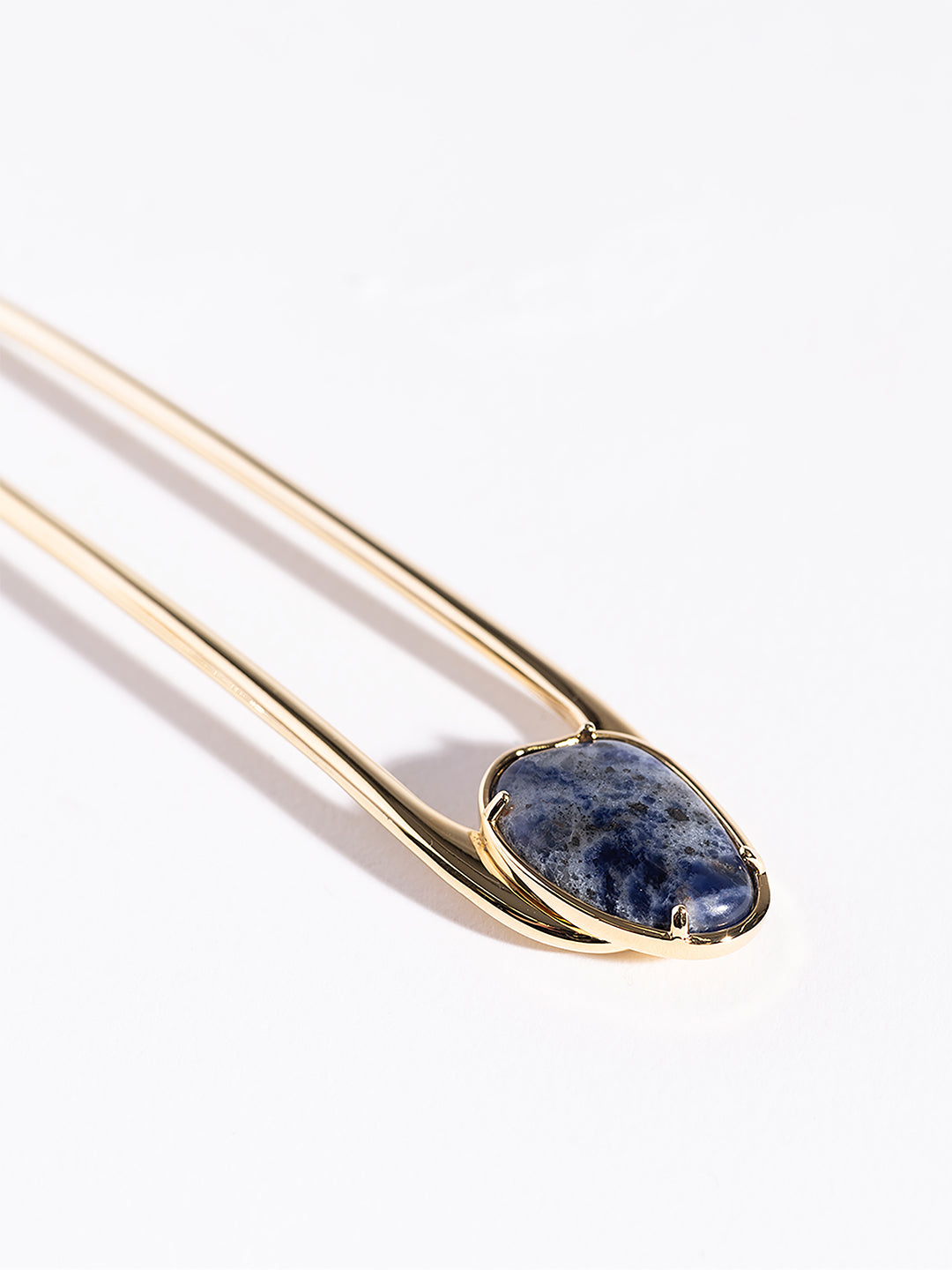 ALMA Epingle avec pierre  in Gold×Blue