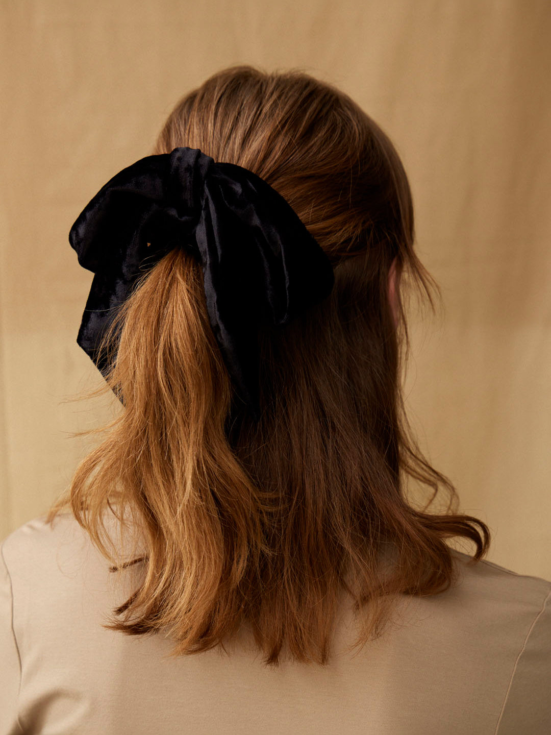 JEANNE Ribbon in Velvet in Black