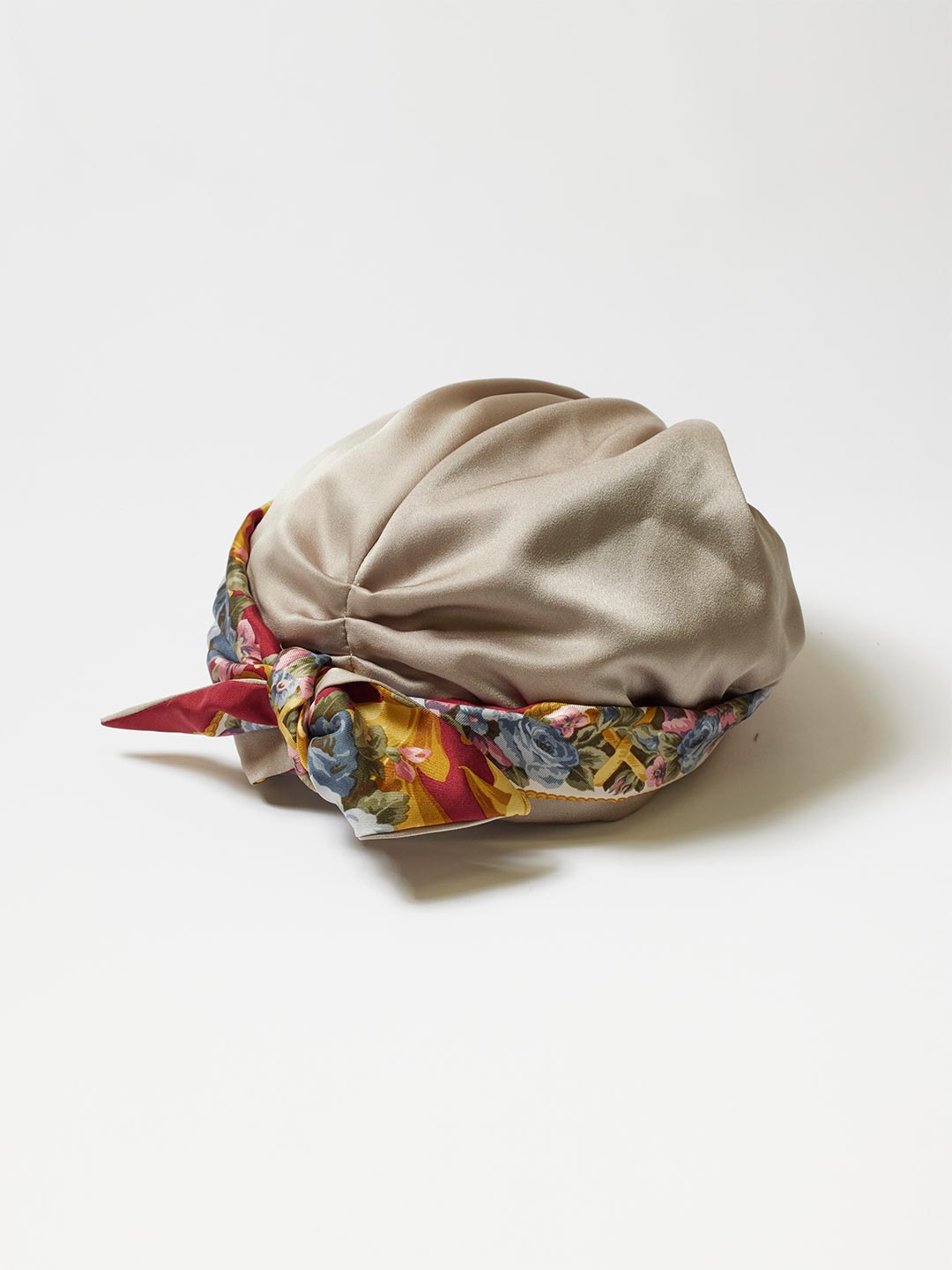TRESSE×MAISON No.8 Scarf Cap in Beige